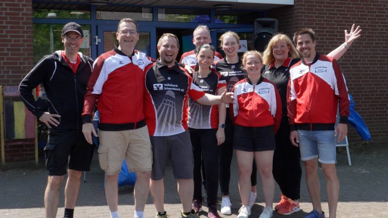Mixed-Turnier und 30 Jahre Badminton beim SV Schermbeck