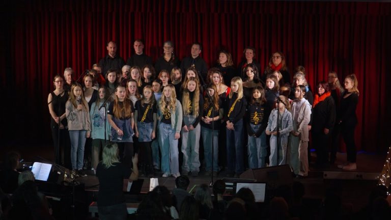 Musikalisches Feuerwerk: Das Weihnachtskonzert der Gesamtschule Schermbeck